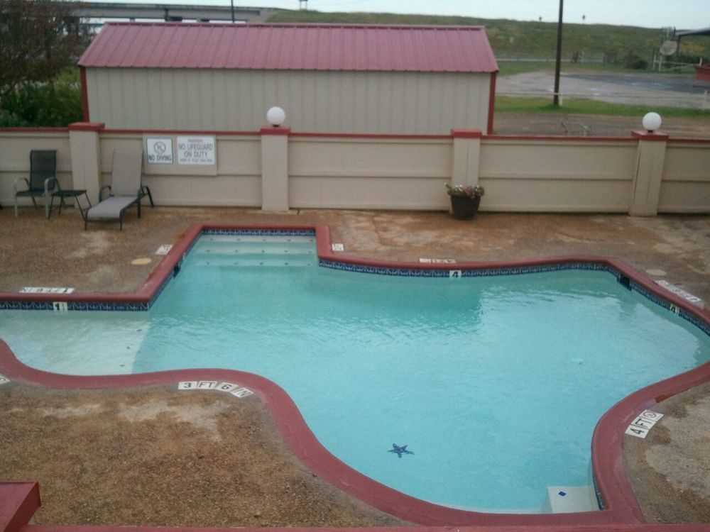 Royal Inn Pearsall Esterno foto