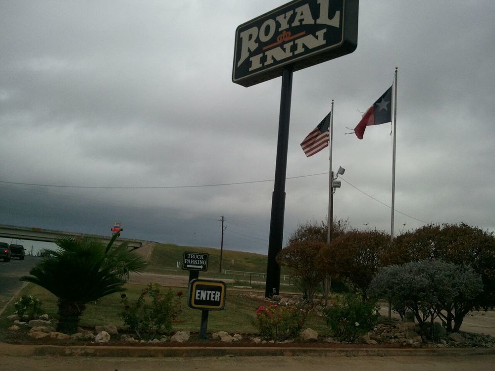 Royal Inn Pearsall Esterno foto